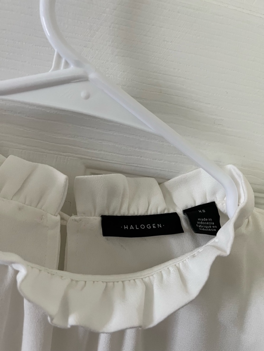 Halogen Ruffle-Neck Blouse in Ivory Cloud - Picture 5 of 6